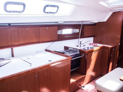 Beneteau Oceanis 46