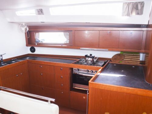 Beneteau Oceanis 48