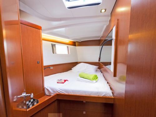 Beneteau Oceanis 48