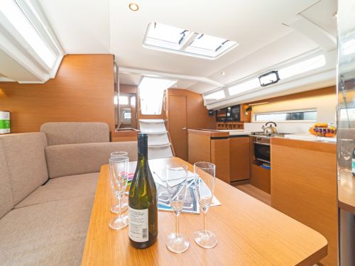 Jeanneau Sun Odyssey 440