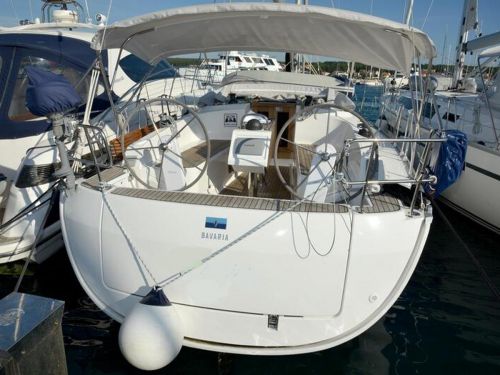 Bavaria 37