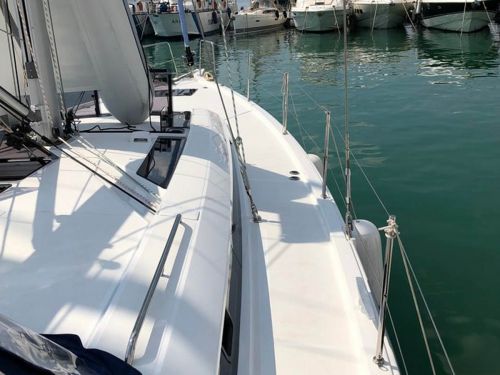 Beneteau Oceanis 51.1