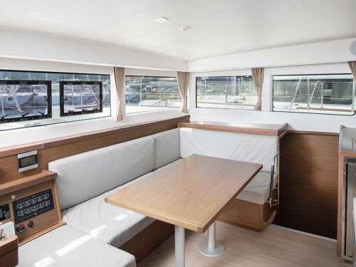 Lagoon 40