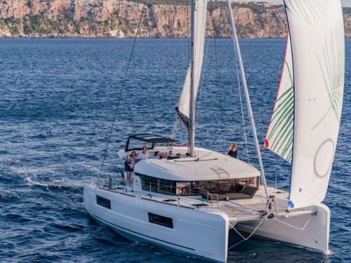 Lagoon 40