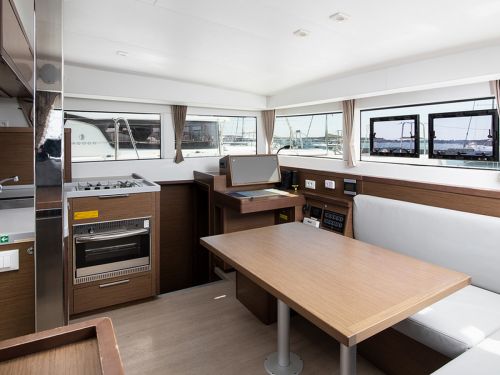 Lagoon 40