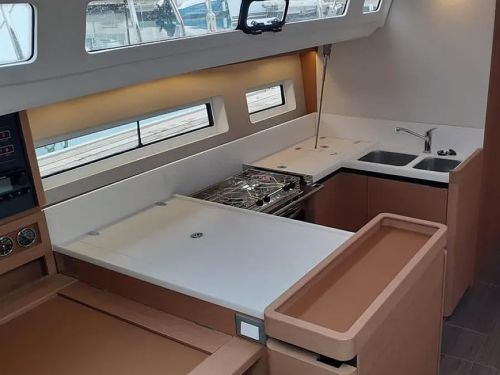 Jeanneau Sun Odyssey 440