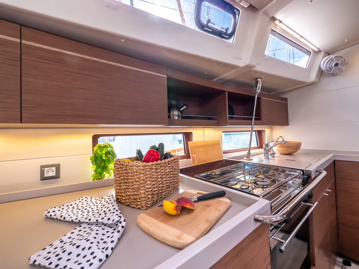 Beneteau Oceanis 46.1