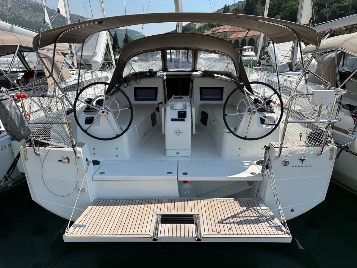 Jeanneau Sun Odyssey 410