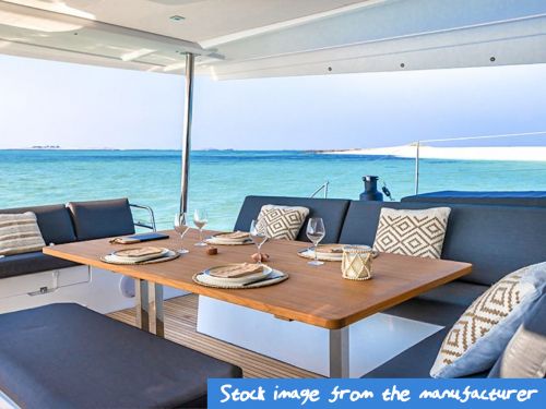 Fountaine Pajot Aura 51