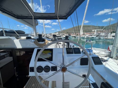 Fountaine Pajot Aura 51