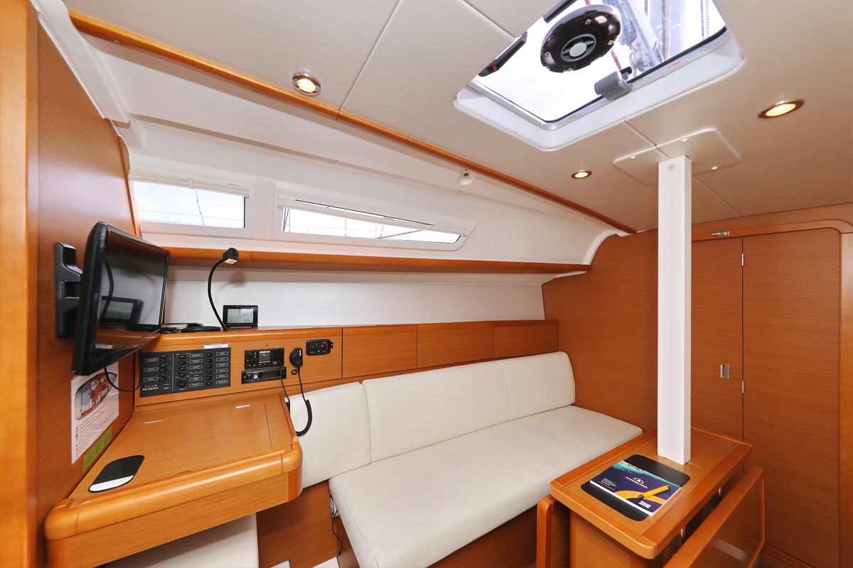 Jeanneau Sun Odyssey 33i