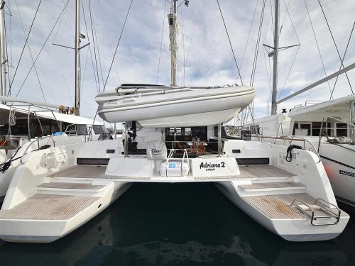 Lagoon 42