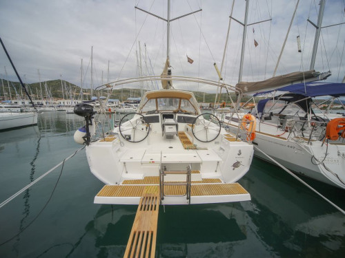 Beneteau Oceanis 48