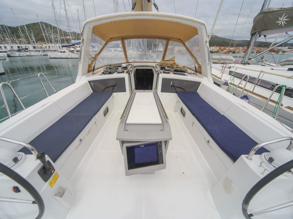 Beneteau Oceanis 48