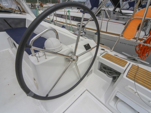 Beneteau Oceanis 48