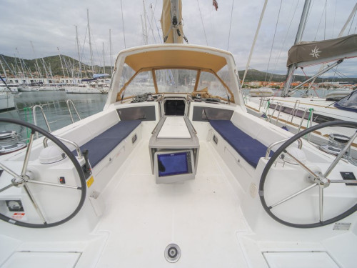 Beneteau Oceanis 48