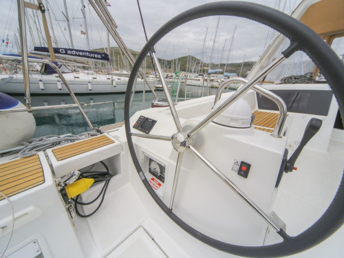 Beneteau Oceanis 48