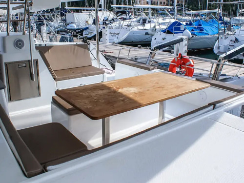 Fountaine Pajot Helia 44