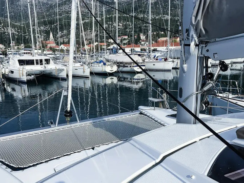 Fountaine Pajot Helia 44