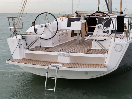 Dufour 382 GL