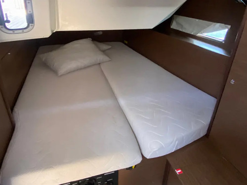 Beneteau Oceanis 40.1