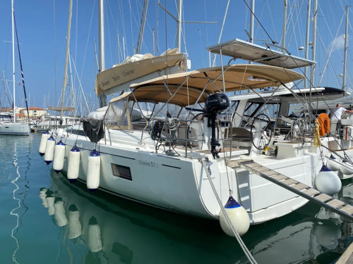 Beneteau Oceanis 51.1
