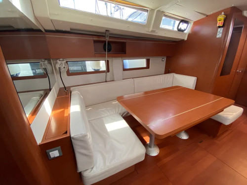Beneteau Oceanis 51.1