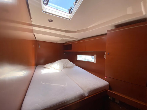 Beneteau Oceanis 51.1