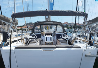 Yacht Offer
