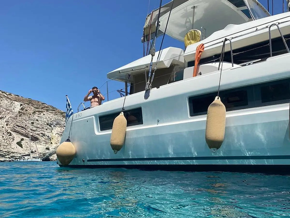 Lagoon 50