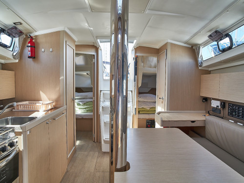 Oceanis 38.1