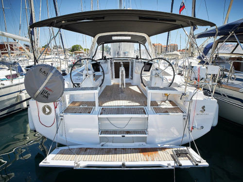 Oceanis 38.1