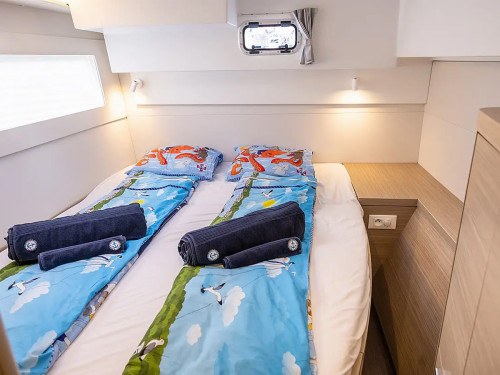 Lagoon 40