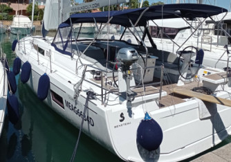 Yacht Offer