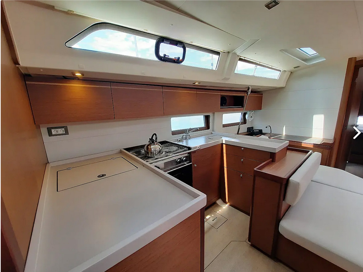 Oceanis 51.1