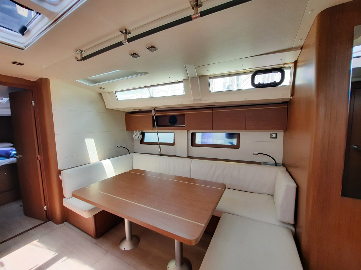 Oceanis 51.1