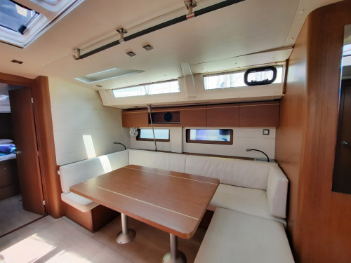 Oceanis 51.1