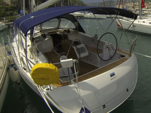 Bavaria 37