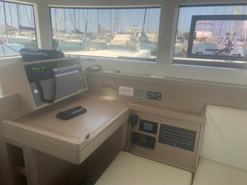 Lagoon 40