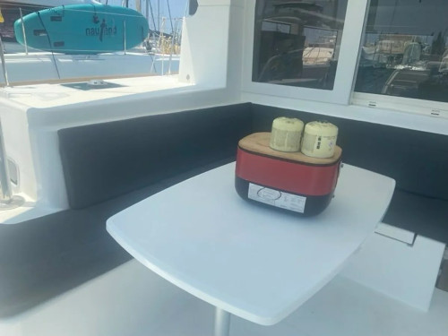 Lagoon 40