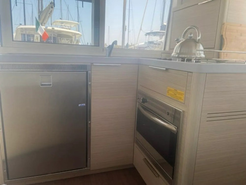 Lagoon 40