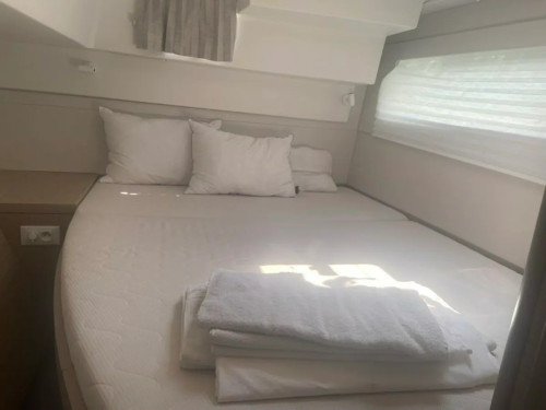 Lagoon 40