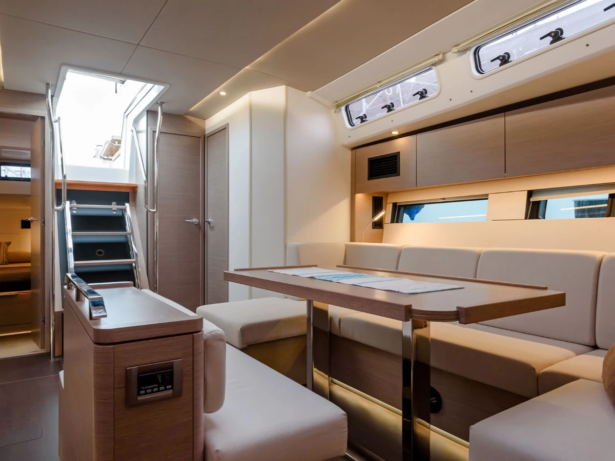 Hanse 460