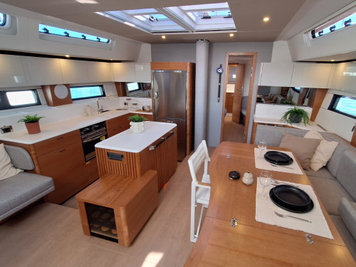 Hanse 590