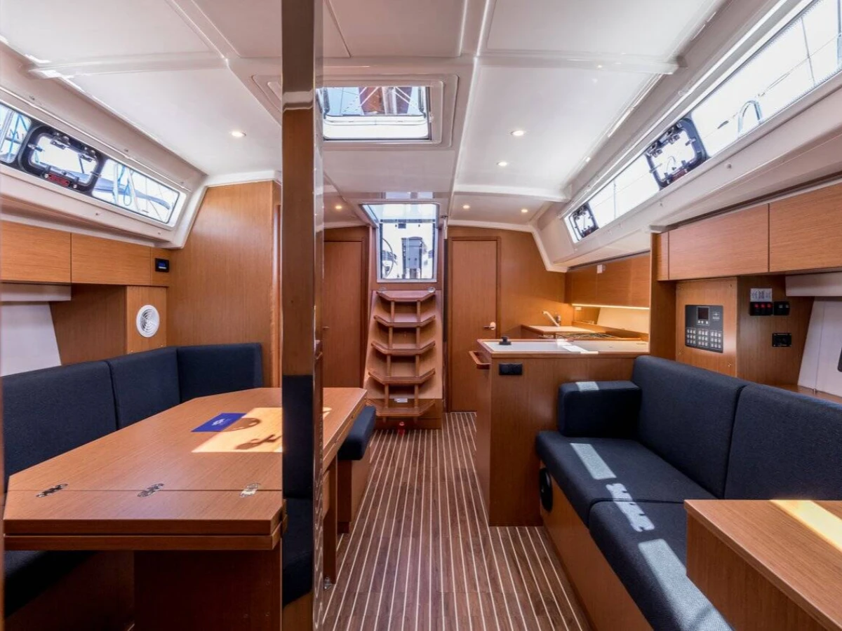 Bavaria C42