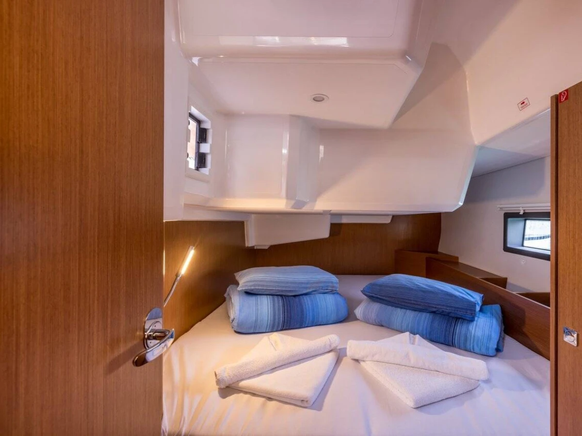 Bavaria C42