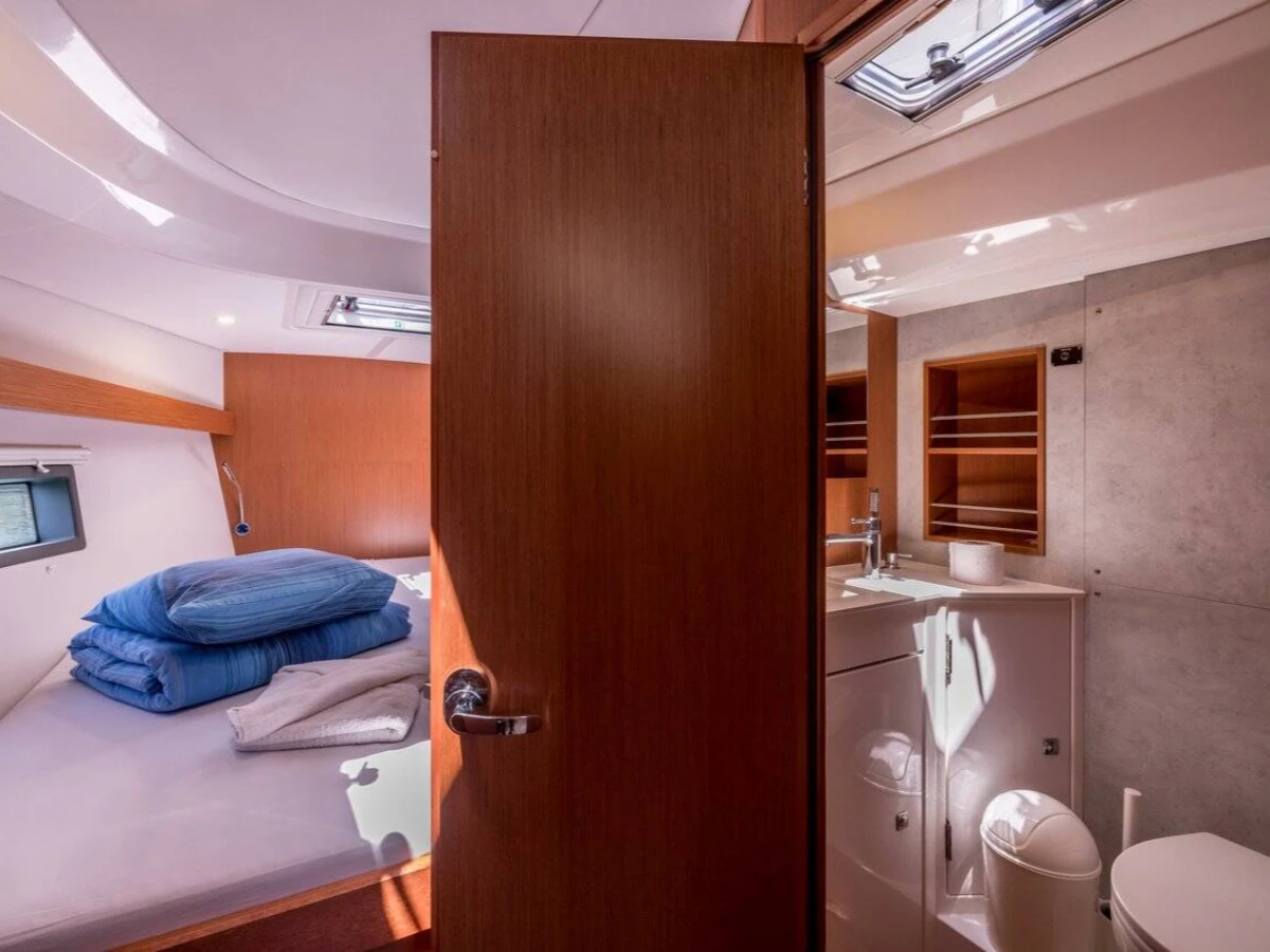 Bavaria C42
