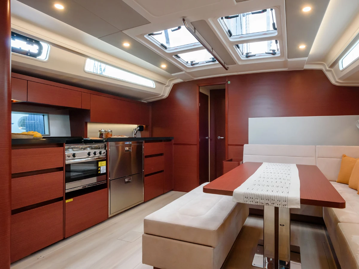 Hanse 508