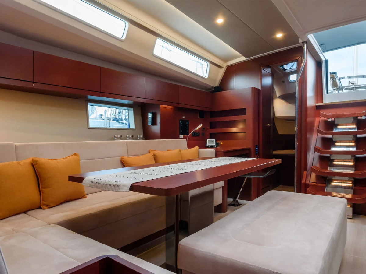 Hanse 508