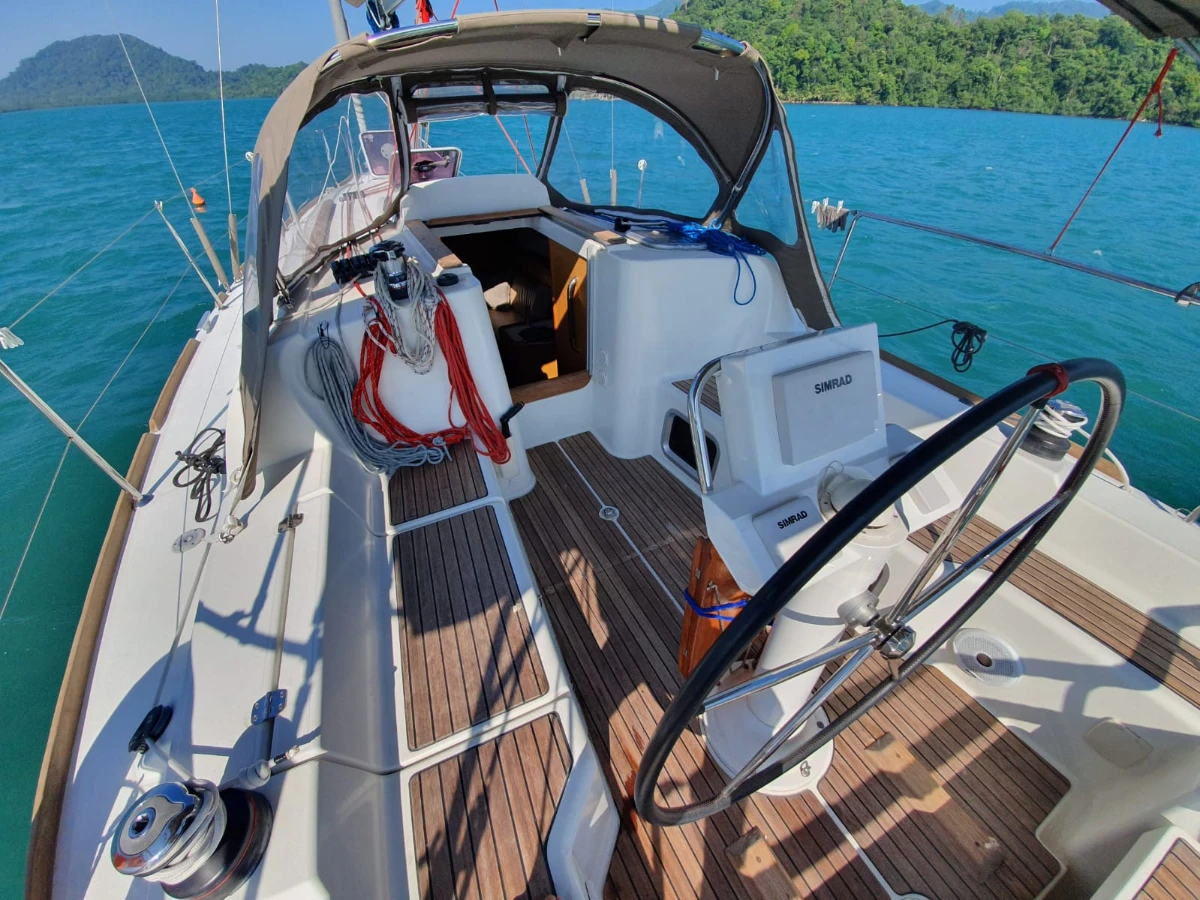 Sun Odyssey 33i